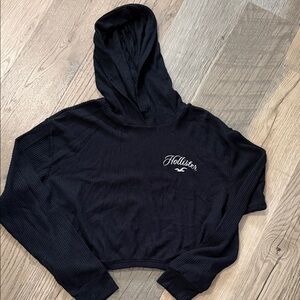 Hollister Black Ribbed Hooded Cropped Pullover